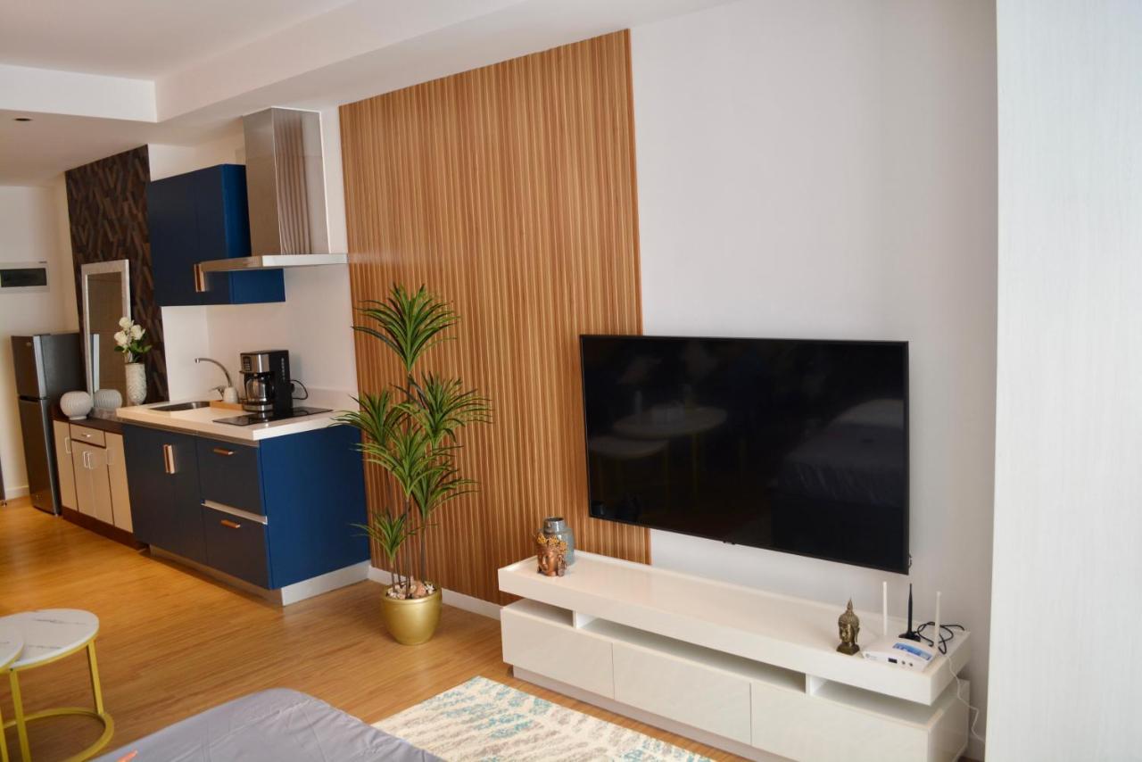 Luxxe Interior Design Condo - Novotel Residences At Acqua Private Residences Mandaluyong Kültér fotó