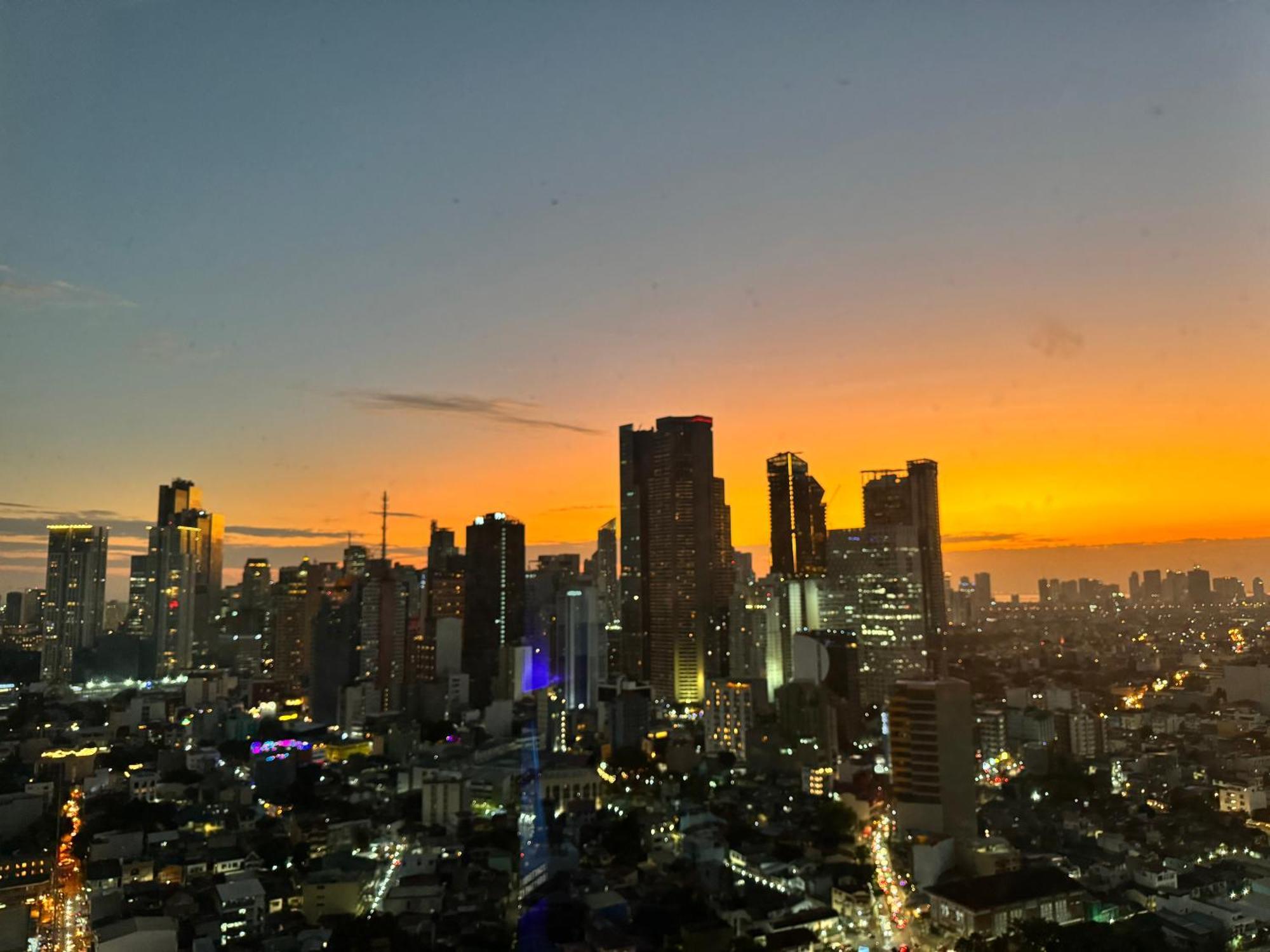 Luxxe Interior Design Condo - Novotel Residences At Acqua Private Residences Mandaluyong Kültér fotó